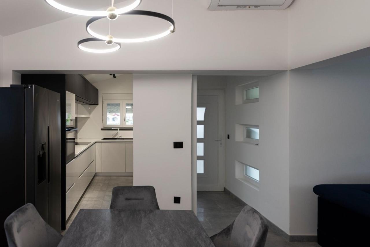 Apartment 4Reasons Ražanac 外观 照片